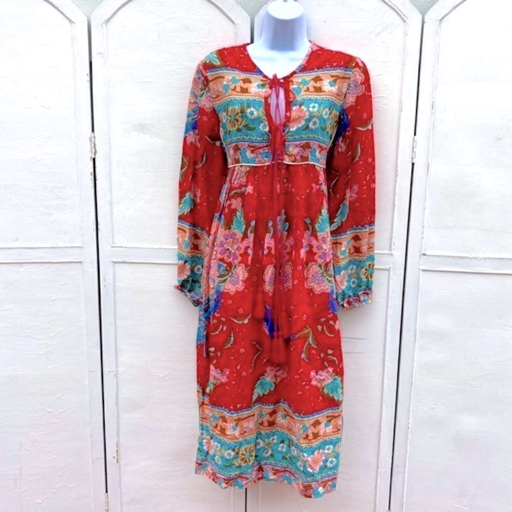 ***R. Vivimos Hippie Boho Peasant Red Floral Peacock Dress (E030)